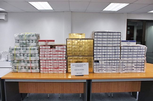 Brunei police seize contraband in suspicious vehicle; 75 cartons cigarettes and 10 cartons alcohol seized