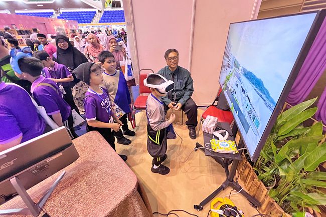 Brunei&rsquo;s history explored at book festival
